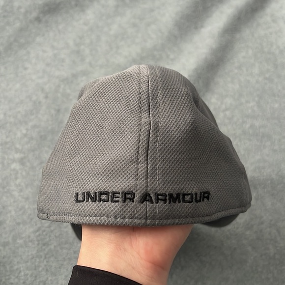 Under Armour Youth Baseball Hat - Picture 2 of 5